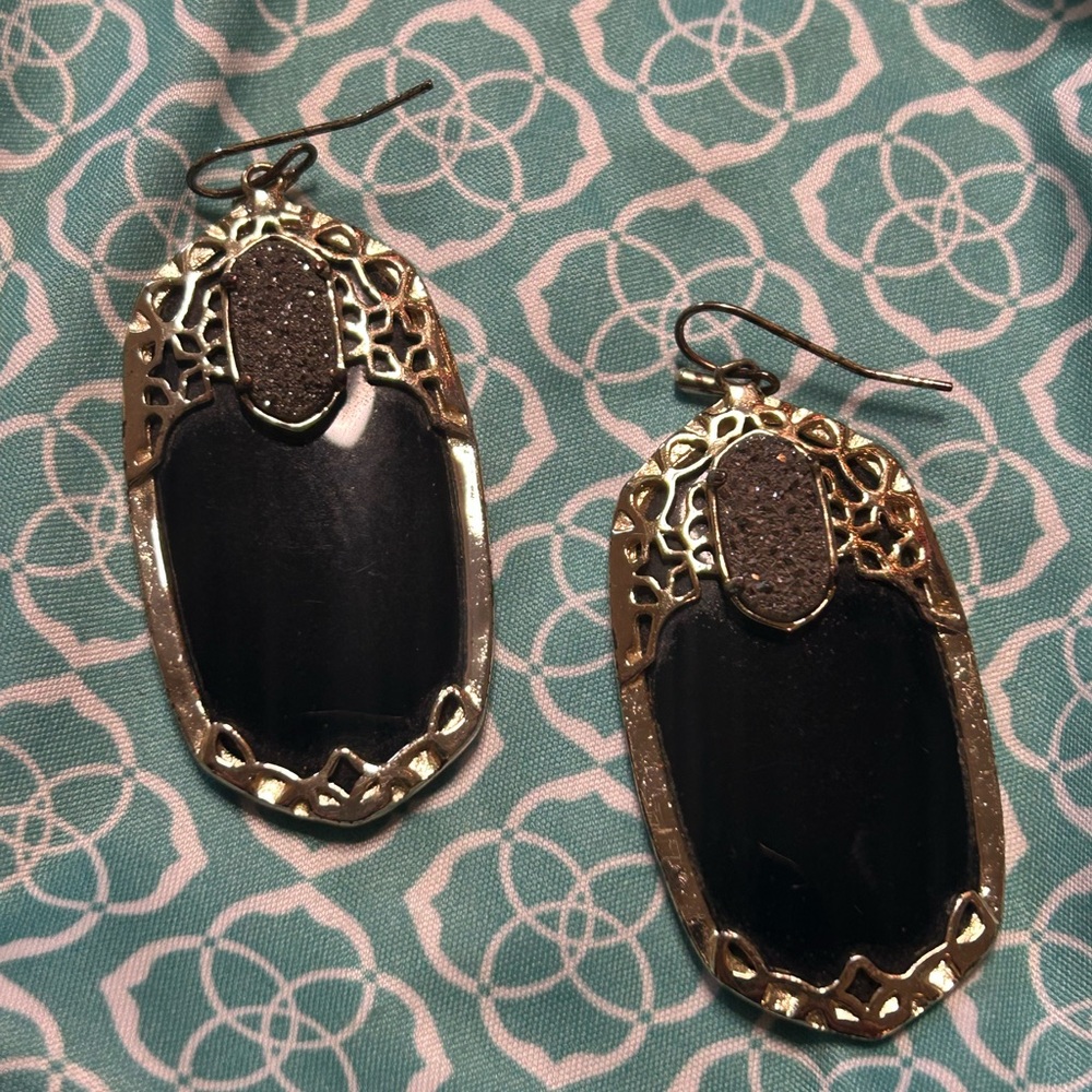 Kendra Scott Deva Black and Gold Earrings